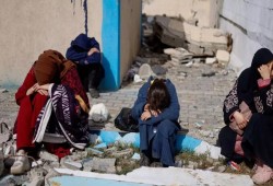 "يوم المرأة" في غزة.. إذلال وتجويع صهيوني و8900 شهيدة