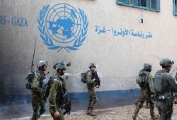 الاحتلال يعذب موظفين في "أونروا" للاعتراف كذبا بوجود صلة مع "حماس"