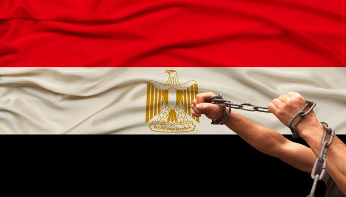 ظهور 165 شابا وفتاة في نيابة أمن الدولة العليا وتدوير 44 معتقلا أمامها!