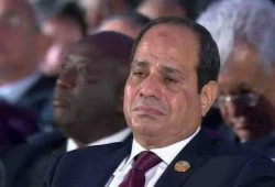 القروض أجلت الأزمة ولم تحلها.. توقعات بقفزة للدولار لحدود 75 جنيها رسميا خلال أسبوعين
