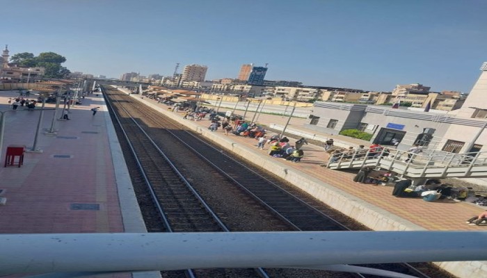 100 امراة مصرية انتحرت في 2023