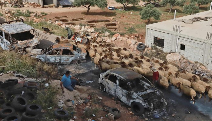 ميدل إيست آي: شهر قاسٍ من المجازر بحق الفلسطينيين مع سقوط قناع الولايات المتحدة