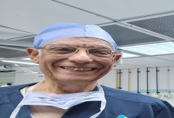 الطبيب أحمد عبدالعزيز : حجم مآسي غزة حاجة تفوق الخيال
