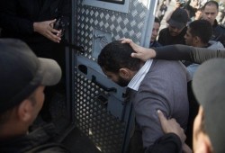 ترحيل 35 معتقلا إلى سجن العاشر من رمضان ومعسكر قوات أمن الزقازيق