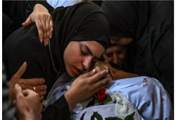 ميدل إيست آي:  لهذا توسع إسرائيل حرب غزة لتشمل مخيمات اللاجئين في الضفة الغربية