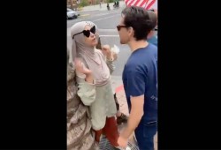 منع باحث بجامعة أريزونا من دخول الحرم الجامعي بعد اعتدائها على امرأة مسلمة