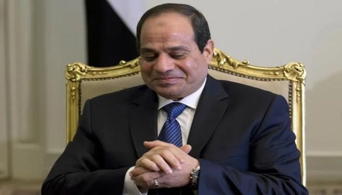 السيسي: أنا زنقت الدولة والناس عشان معنديش خيار تاني