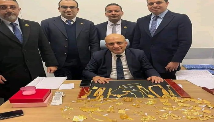 انقلاب مصر يفرض 371 جنيها على كل غرام ذهب قادم من الخارج