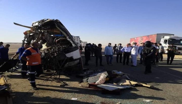 حادث دهس مروع على الطريق الدائري بشبرا الخيمة «الأتوبيس كنس الناس»