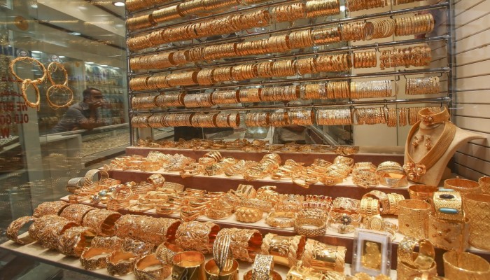 أسعار الذهب تواصل الارتفاع مع بداية تعاملات الثلاثاء
