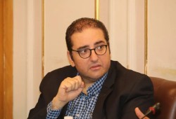 الدولة بقوانينها  تتسبب فى غلاء الأسعار: وجود البضائع في الموانئ تخطى سنة وهو سبب غلاء ثمنها