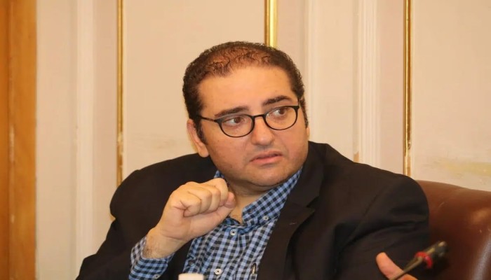 الدولة بقوانينها  تتسبب فى غلاء الأسعار: وجود البضائع في الموانئ تخطى سنة وهو سبب غلاء ثمنها