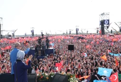 باحث تركي : 14 خطرا يتهدد أنقرة وراء قرار أردوغان بالترتيب للتعبئة العامة وحالة الحرب