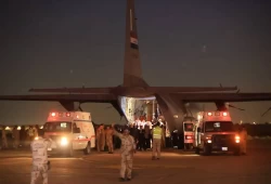 العراق يتلقى عشرات الفلسطينيين الجرحى من غزة لتوفير علاج المستشفى