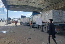 المواد الغذائية المتجهة لغزة تتلف بسبب إغلاق معبر رفح من الجانب المصري