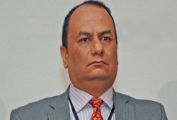 4 سنوات في سجون السيسي.. الجنايات تجدد حبس أستاذ العلوم السياسية أحمد التهامي 45 يوما