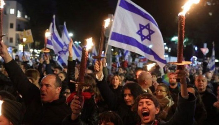 40 بالمئة من الإسرائيليين يؤيدون صفقة إنهاء الحرب في غزة .