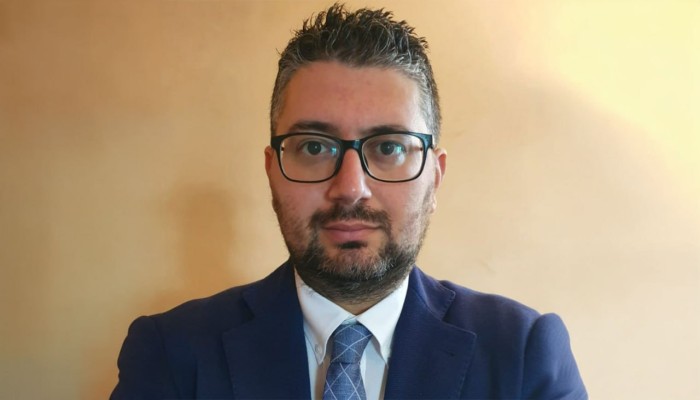 باحث إيطالي: الاضطرابات تدفع إلى زيادة أزمات اقتصاد مصر