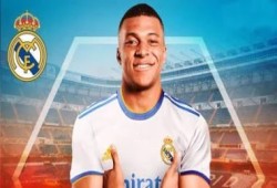 ريال مدريد بطل أوروبا يعلن تعاقده مع الفرنسي مبابي في صفقة انتقال مجاني .