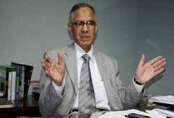 جرائم الانقلاب ...... انتهاكات صحية بحق وزير التنيمية المحلية السابق فى سجون الانقلاب