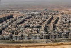 تحرير الجنيه يبطئ وتيرة تسليم الوحدات العقارية في مصر
