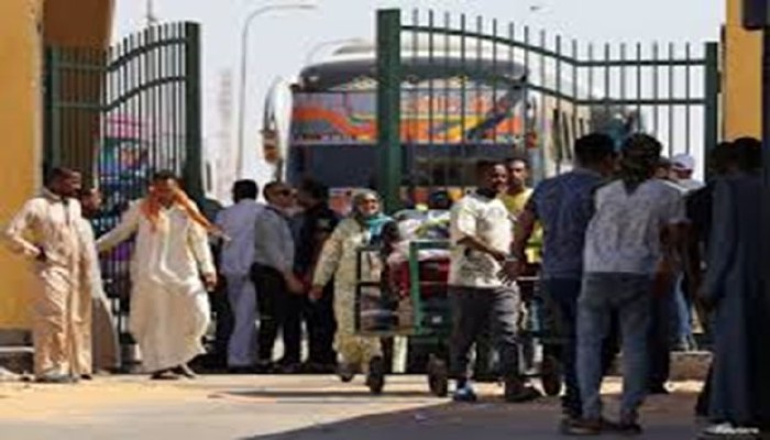 العفو الدولية : مصر تقوم بعمل غير قانونى بترحيل السودانين الى الموت