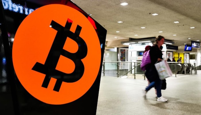 العملات الرقمية في هبوط متسارع... إليك الأسباب والتوقعات