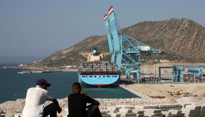 مطالبات باستجواب الحكومة المغربية عن رسو سفينة إسرائيلية في طنجة