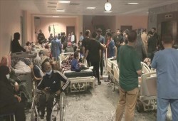 إستجابة للضغوطات الدولية ....مصر تسمح بدخول 21 مريض مصاب بالسرطان عبر معبر كرم ابوسالم