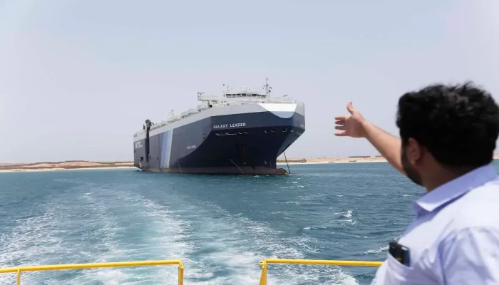 الحوثيون يستهدفون أربع سفن إضافية مرتبطة بإسرائيل في البحر الأحمر والبحر الأبيض المتوسط