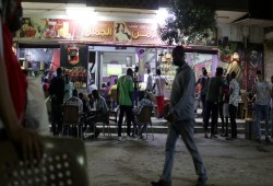 سلطات السيسي تغلق أنشطة السودانيين في مصر