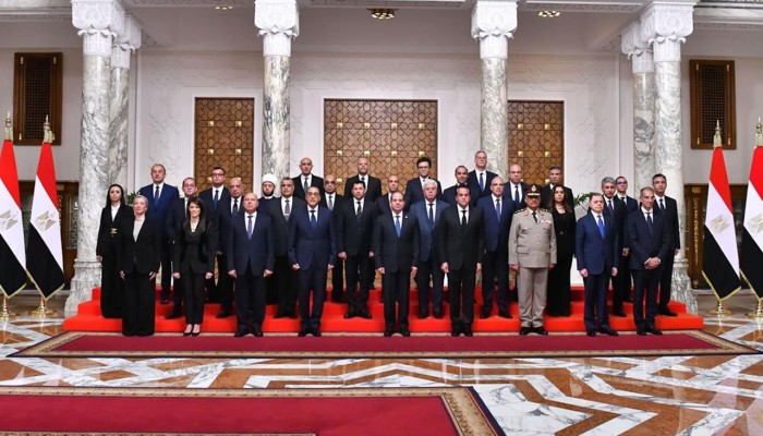 حكومة الانقلاب الجديدة تؤدي اليمين أمام السيسي