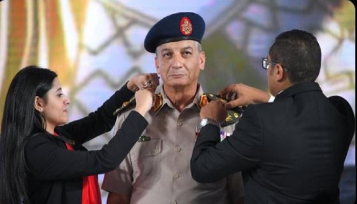 مراقبون: إقالة "زكي" وتعيين "صقر" تغيير أسماء لا أكثر