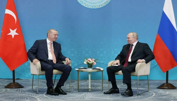 أردوغان يدعو بوتين لزيارة تركيا لمناقشة العلاقات الاستراتيجية