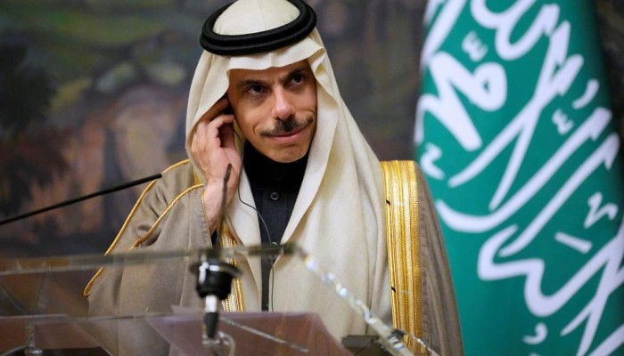 الرياض تدعم نشر قوات دولية في غزة.. وفصائل فلسطينية ترد