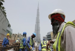 شهادات صادمة من عمال مهاجرين بعد انتشار وباء حمى الضنك بالإمارات