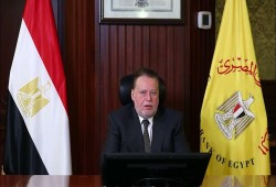 المركزي المصري يسحب 1.25 تريليون جنيه من بالبنوك