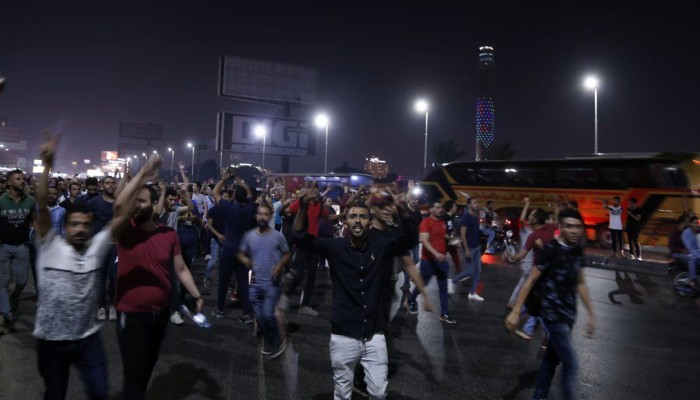 المصرية لحقوق الإنسان تحذر من حملة اعتقالات عشوائية والانسياق وراء دعوات للتظاهر يوم 12 يوليو