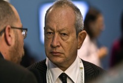 تجاهل للناس.. ساويرس يعلق على أزمة وزير التعليم