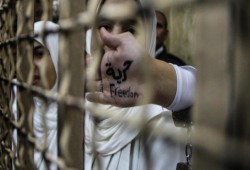 مصر: ظهور 37 شاباً و6 فتيات بعد اختفاء قسري ونيابة أمن الدولة تقرر حبسهم