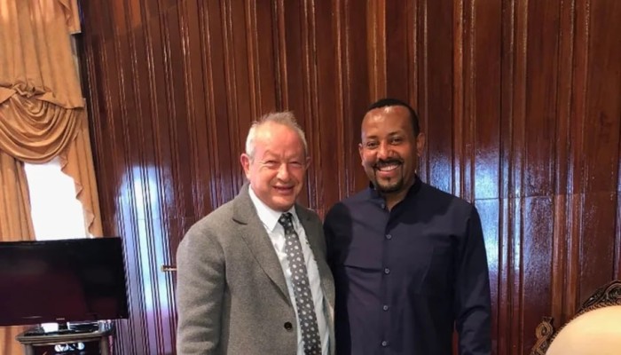 هل عقد نجيب ساويرس صفقة مع إثيوبيا تخص سد النهضة؟
