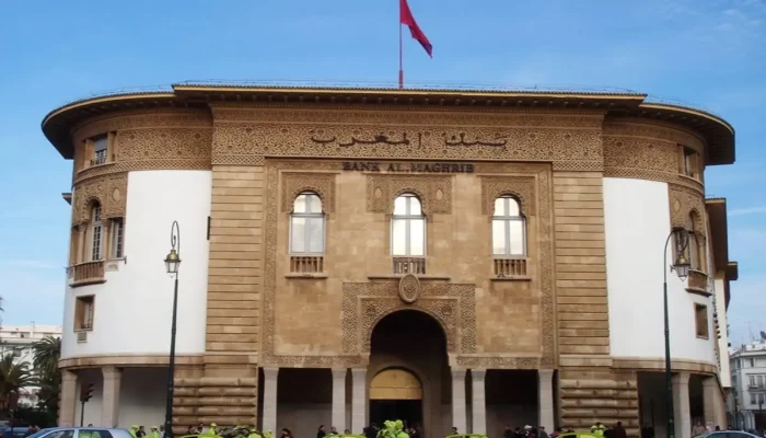استطلاع رأي: 42% من الأسر المغربية تقترض لتغطية نفقاتها اليومية