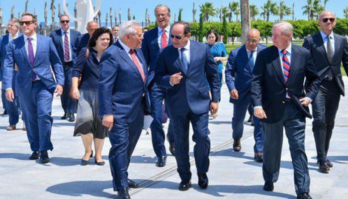 محكمة أميركية تدين السيناتور “مينينديز” صديق السيسي بالرشوة والعمالة لمصر