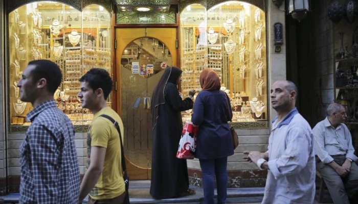 امتصاص العقارات للسيولة يضع ذهب مصر باتجاه معاكس