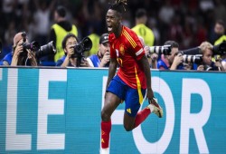 جماهير برشلونة تجمع التبرعات لضمّ نيكو ويليامز