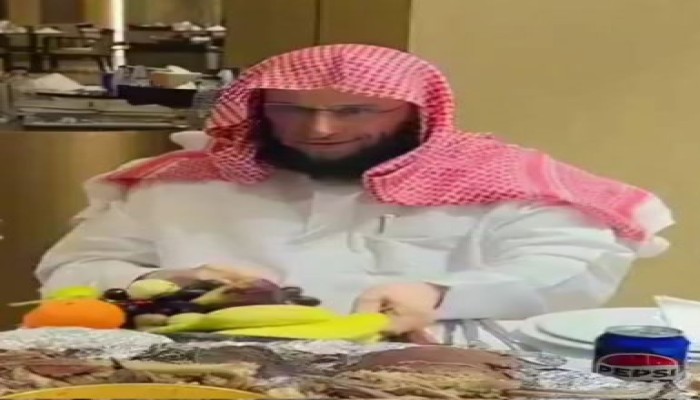 "بيبسي" عائض القرني .. سعادة تضرب بحملات المقاطعة عرض الحائط