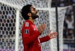 تدخل الشيبي على الشحات يُشعل غضبا وهذا ما كتبه اللاعبان بعد المباراة المشحونة