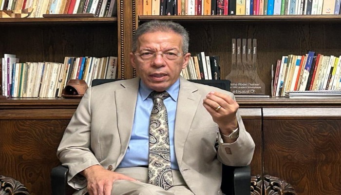 نقيب الأطباء: لا نعلم سبب تعليق تراخيص مزاولة المهنة للأطباء اللاجئين