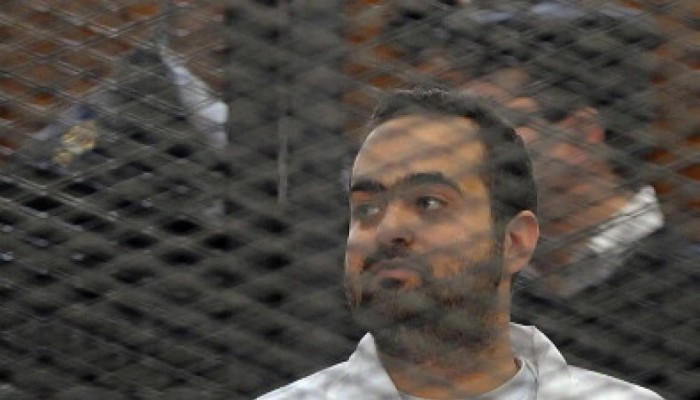 الناشط محمد عادل يضرب عن الطعام في السجن
