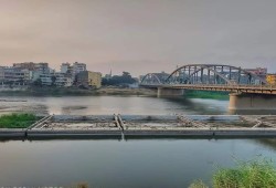 كباري السيسي المميتة .....انحراف جسر على النيل في مصر